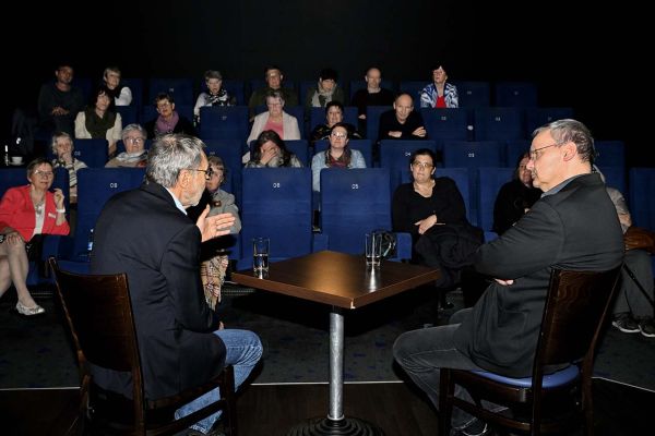 defa-filmtage-sonntag-46BE17C6E5-123F-4971-F834-7E45385F24A8.jpg